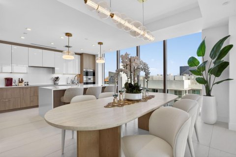 Condo in Fort Lauderdale, Florida, 3 bedrooms № 2175588 - photo 14