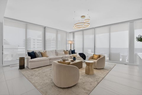 Condo in Fort Lauderdale, Florida, 3 bedrooms № 2175588 - photo 20