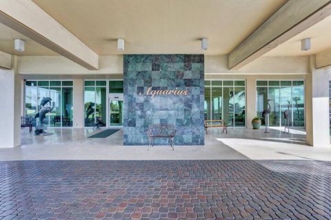 Condo in Riviera Beach, Florida, 2 bedrooms № 2089631 - photo 8