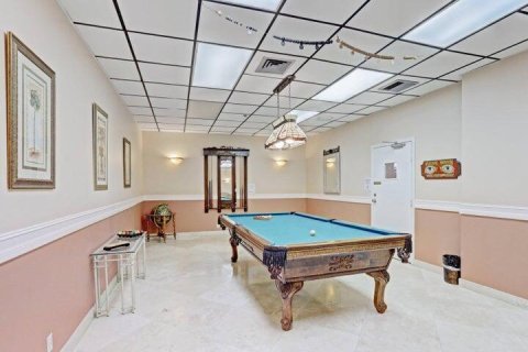 Condo in Riviera Beach, Florida, 2 bedrooms № 2089631 - photo 24