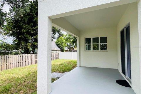 House in Tampa, Florida 3 bedrooms, 133.04 sq.m. № 2216974 - photo 22