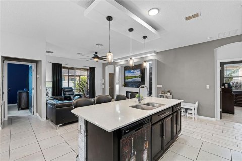 House in Kissimmee, Florida 4 bedrooms, 168.25 sq.m. № 1791410 - photo 4