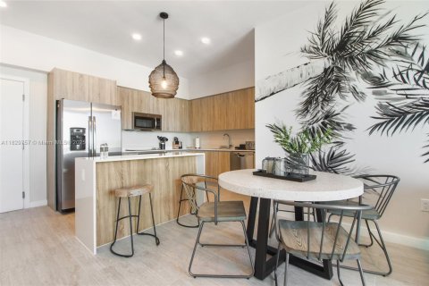 Condominio en venta en Miami, Florida, 1 dormitorio, 67.63 m2 № 1936569 - foto 6
