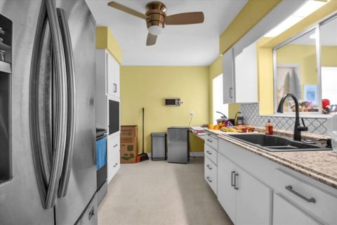 House in Venice, Florida 2 bedrooms, 122.72 sq.m. № 1914780 - photo 21