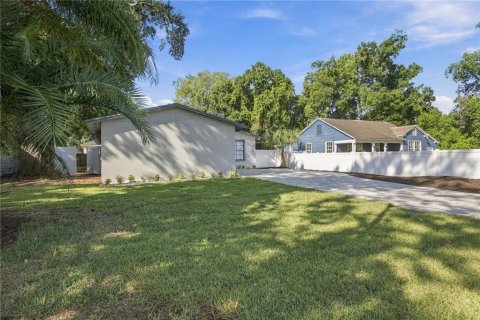 House in Tampa, Florida 3 bedrooms, 151.24 sq.m. № 2398317 - photo 30