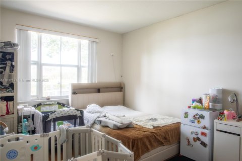 Condo in Miramar, Florida, 2 bedrooms  № 1822199 - photo 8