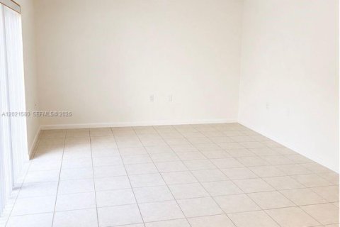 Townhouse in Palm Beach Gardens, Florida 2 bedrooms, 123.19 sq.m. № 2083972 - photo 14