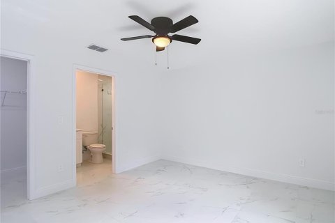 Villa ou maison à vendre à Tampa, Floride: 3 chambres, 118.91 m2 № 2425838 - photo 23