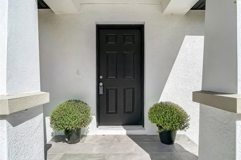 Villa ou maison à vendre à Tampa, Floride: 3 chambres, 118.91 m2 № 2425838 - photo 5