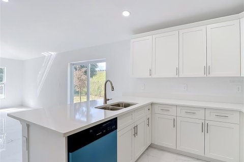 Villa ou maison à vendre à Tampa, Floride: 3 chambres, 118.91 m2 № 2425838 - photo 14