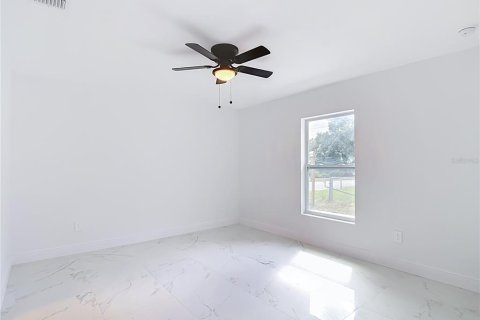 Villa ou maison à vendre à Tampa, Floride: 3 chambres, 118.91 m2 № 2425838 - photo 21