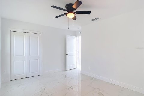 Villa ou maison à vendre à Tampa, Floride: 3 chambres, 118.91 m2 № 2425838 - photo 29