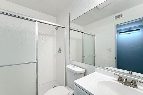Condo in Orlando, Florida, 4 bedrooms  № 1882748 - photo 22