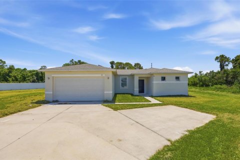 Villa ou maison à Poinciana, Floride 4 chambres, 134.71 m2 № 2406771