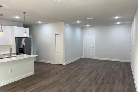 Casa en venta en Citrus Springs, Florida, 4 dormitorios, 139.63 m2 № 1590568 - foto 7