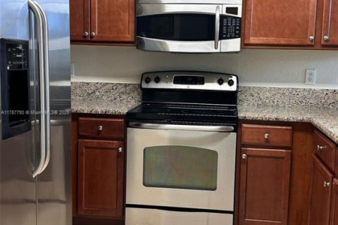 Condo in Doral, Florida, 3 bedrooms  № 1696737 - photo 9