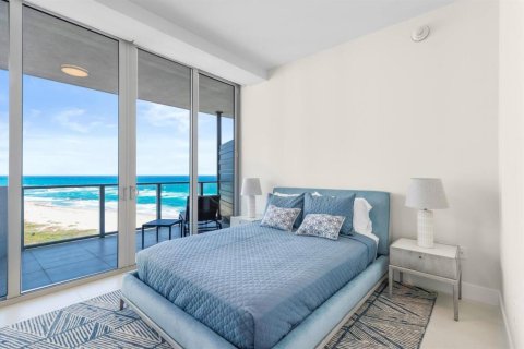Condo in Riviera Beach, Florida, 2 bedrooms № 2261384 - photo 12