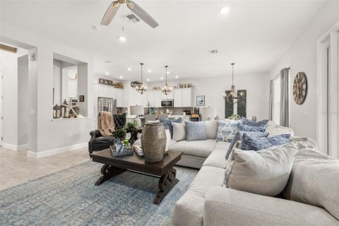 Casa en venta en Winter Garden, Florida, 5 dormitorios, 272.67 m2 № 1820519 - foto 11