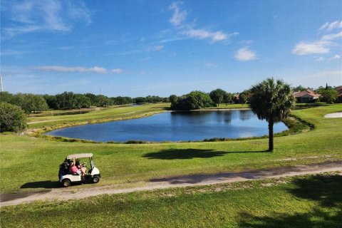 Condo in Bradenton, Florida, 2 bedrooms № 2103654 - photo 19