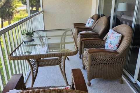 Condo in Bradenton, Florida, 2 bedrooms № 2103654 - photo 15