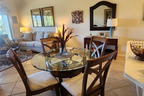 Condo in Bradenton, Florida, 2 bedrooms № 2103654 - photo 6