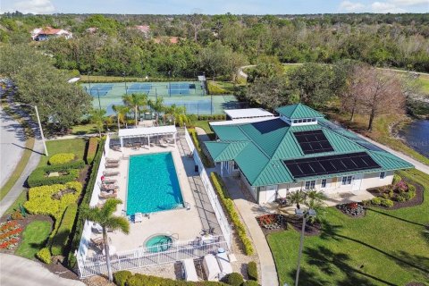 Condo in Bradenton, Florida, 2 bedrooms № 2103654 - photo 22