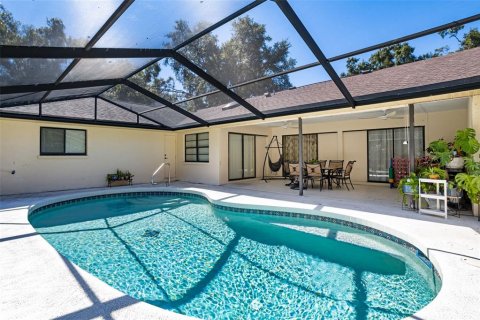 Villa ou maison à vendre à Bradenton, Floride: 4 chambres, 199.83 m2 № 2432642 - photo 5