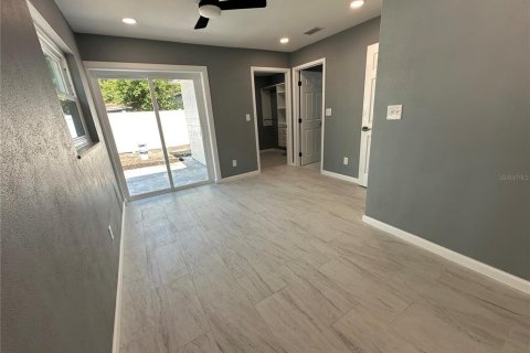 Villa ou maison à louer à Largo, Floride: 4 chambres, 125.05 m2 № 2092235 - photo 13