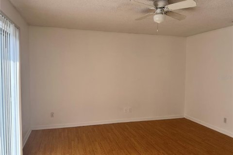 Condominio en alquiler en Winter Park, Florida, 2 dormitorios, 99.03 m2 № 1681292 - foto 10
