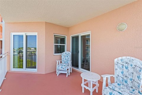 Condominio en venta en New Port Richey, Florida, 2 dormitorios, 130.99 m2 № 1745336 - foto 23