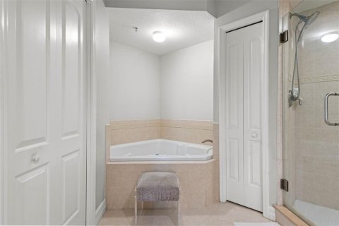 Condominio en venta en New Port Richey, Florida, 2 dormitorios, 130.99 m2 № 1745336 - foto 21