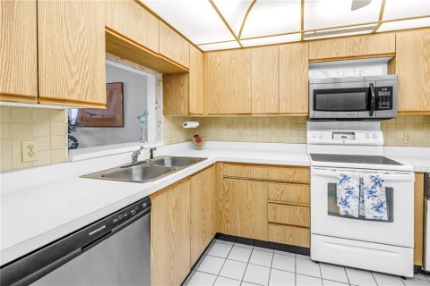 Copropriété à vendre à Saint Pete Beach, Floride: 2 chambres, 136.57 m2 № 2221113 - photo 7