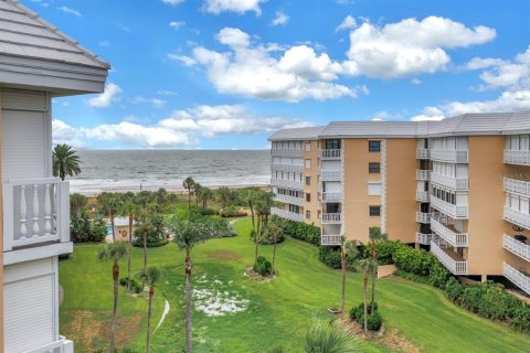Copropriété à vendre à Saint Pete Beach, Floride: 2 chambres, 136.57 m2 № 2221113 - photo 2