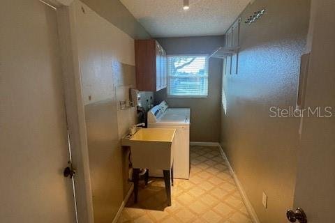 House in Venice, Florida 3 bedrooms, 191.66 sq.m. № 1857773 - photo 15