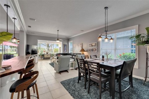 House in Sun City Center, Florida 2 bedrooms, 179.86 sq.m. № 1626156 - photo 8