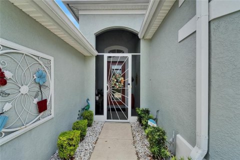 House in Sun City Center, Florida 2 bedrooms, 179.86 sq.m. № 1626156 - photo 2