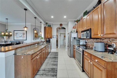 House in Sun City Center, Florida 2 bedrooms, 179.86 sq.m. № 1626156 - photo 12