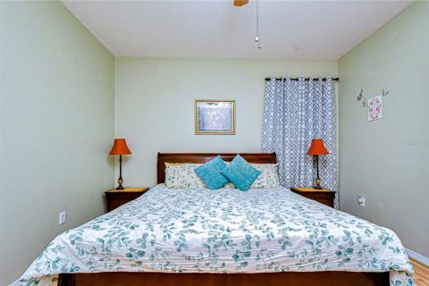 Casa en venta en Zephyrhills, Florida, 4 dormitorios, 179.21 m2 № 2230997 - foto 24