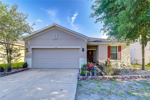 Casa en venta en Zephyrhills, Florida, 4 dormitorios, 179.21 m2 № 2230997 - foto 2