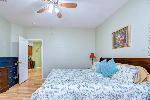 Casa en venta en Zephyrhills, Florida, 4 dormitorios, 179.21 m2 № 2230997 - foto 25