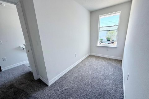 Townhouse in Lakeland, Florida 3 bedrooms, 131.36 sq.m. № 1644454 - photo 13