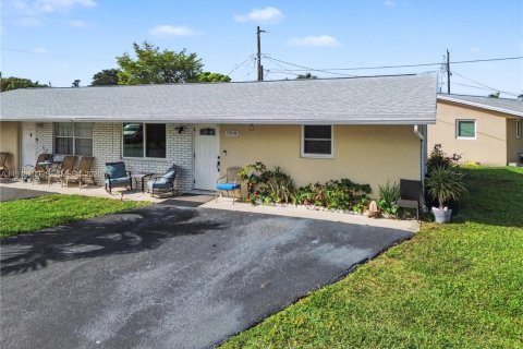 Villa ou maison à vendre à Delray Beach, Floride: 2 chambres, 74.32 m2 № 2049072 - photo 5