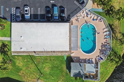 Villa ou maison à vendre à Delray Beach, Floride: 2 chambres, 74.32 m2 № 2049072 - photo 6