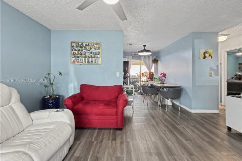 Villa ou maison à vendre à Delray Beach, Floride: 2 chambres, 74.32 m2 № 2049072 - photo 18