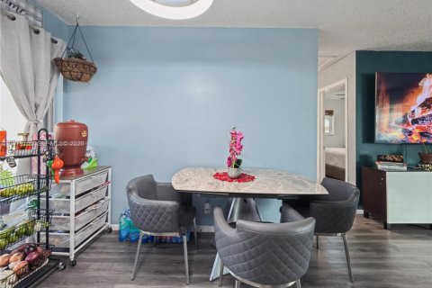 Villa ou maison à vendre à Delray Beach, Floride: 2 chambres, 74.32 m2 № 2049072 - photo 25