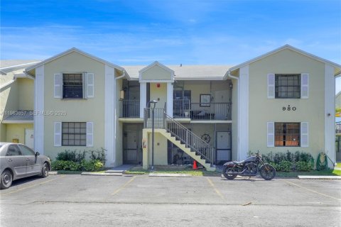 Copropriété à vendre à Homestead, Floride: 2 chambres, 80.17 m2 № 2025500 - photo 24