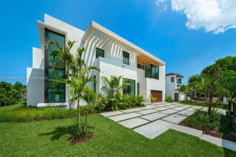 Casa en venta en Miami Beach, Florida, 6 dormitorios, 495.26 m2 № 1715149 - foto 4