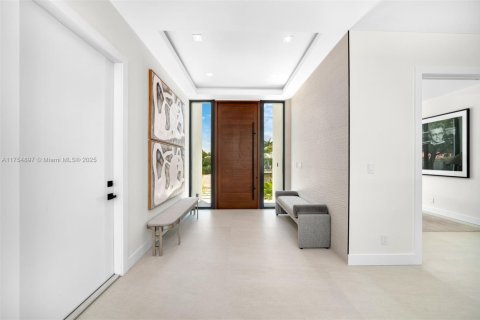Casa en venta en Miami Beach, Florida, 6 dormitorios, 495.26 m2 № 1715149 - foto 6