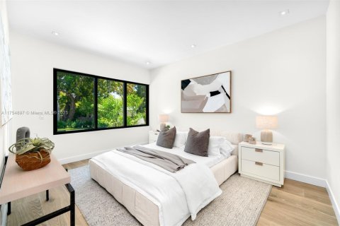 Casa en venta en Miami Beach, Florida, 6 dormitorios, 495.26 m2 № 1715149 - foto 27