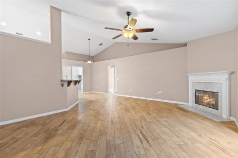 Casa en venta en Deltona, Florida, 4 dormitorios, 184.6 m2 № 1829411 - foto 14